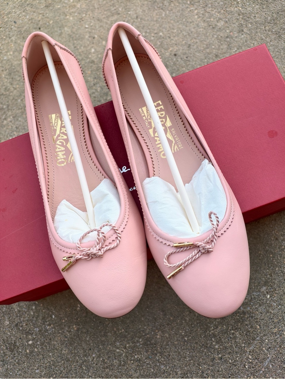 Salvatore Ferragamo Blush Pink Leather Bow Ballet Flats. Brand New
